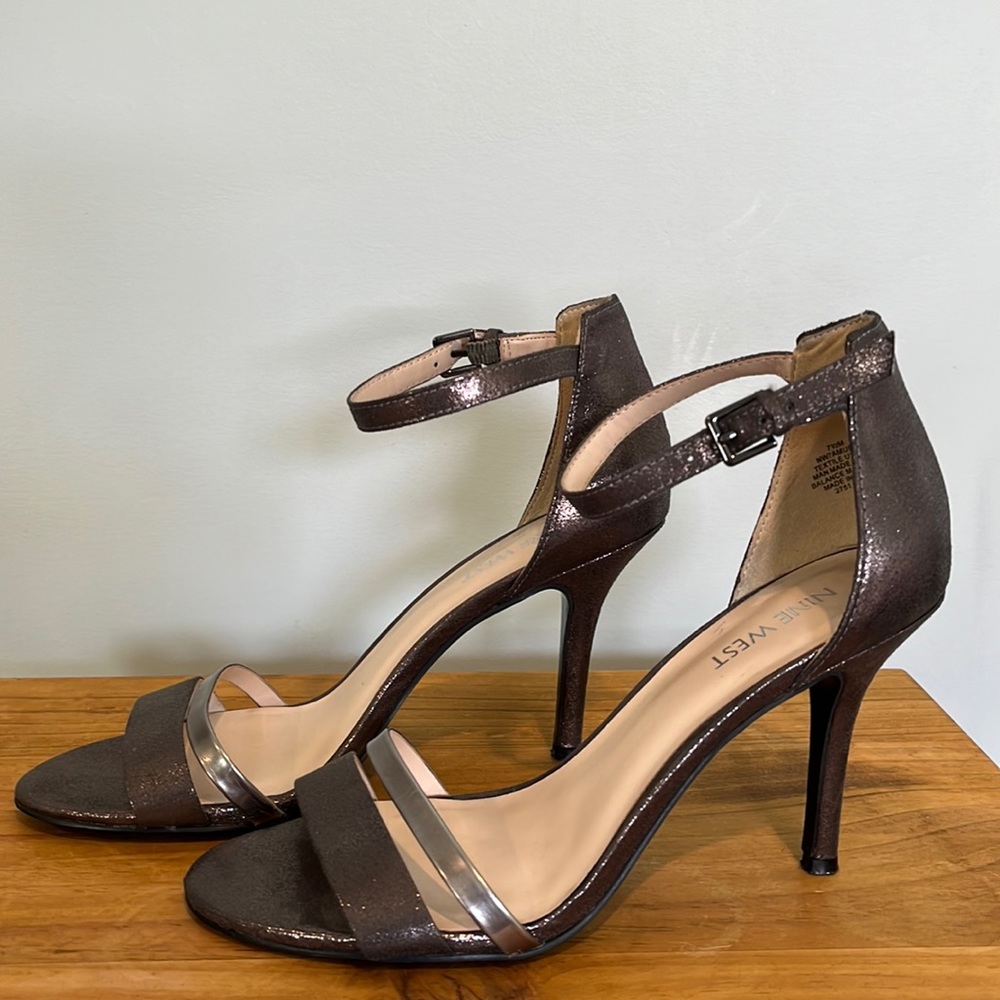 Nine West Amurri metallic ankle strap open toe heeled sandals size 7.5